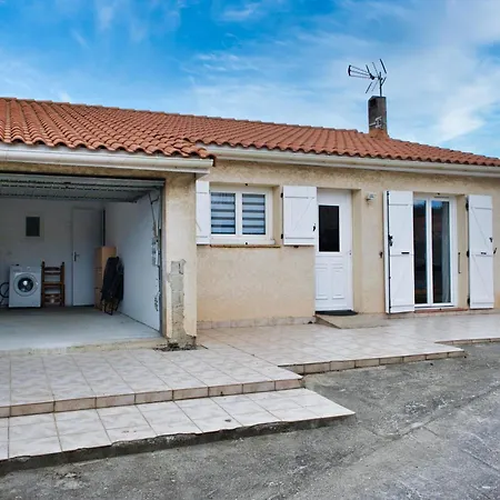 Family House With Beautiful Garden * Saint-Hippolyte (Pyrenees-Orientales)