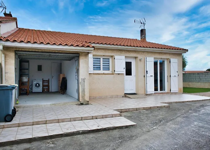 Family House With Beautiful Garden * Saint-Hippolyte (Pyrenees-Orientales)